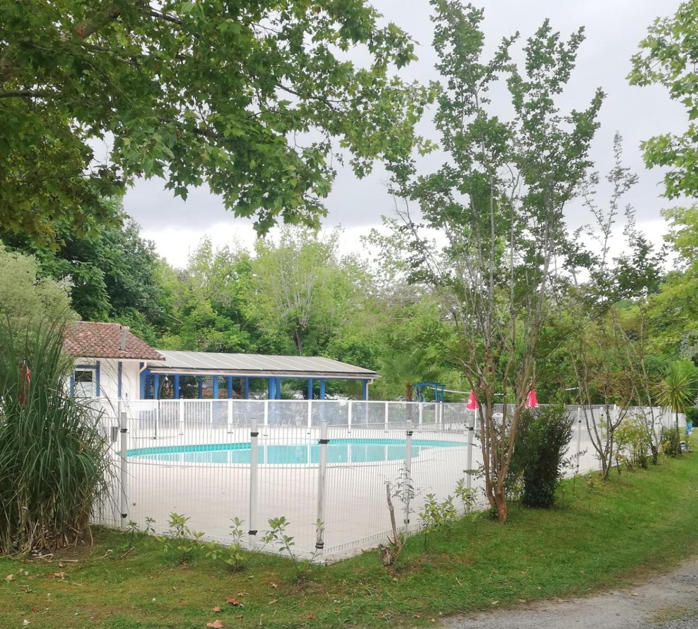 Onesse-et-Laharie Petite Maison De Vacances酒店 外观 照片
